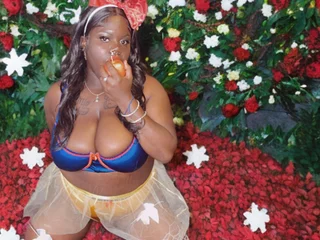 MamaMoonshine profile